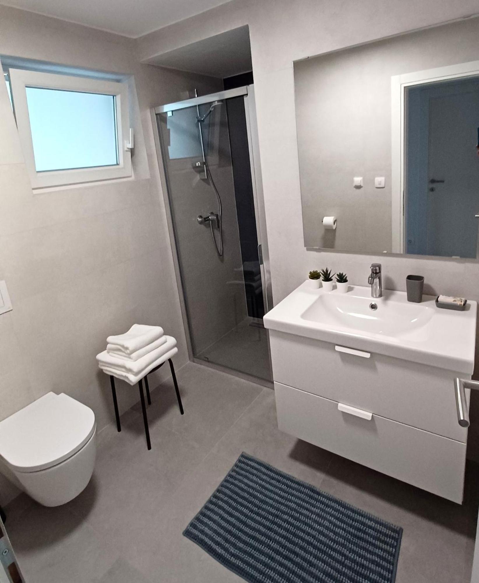Apartments Daria Đảo Krk Ngoại thất bức ảnh