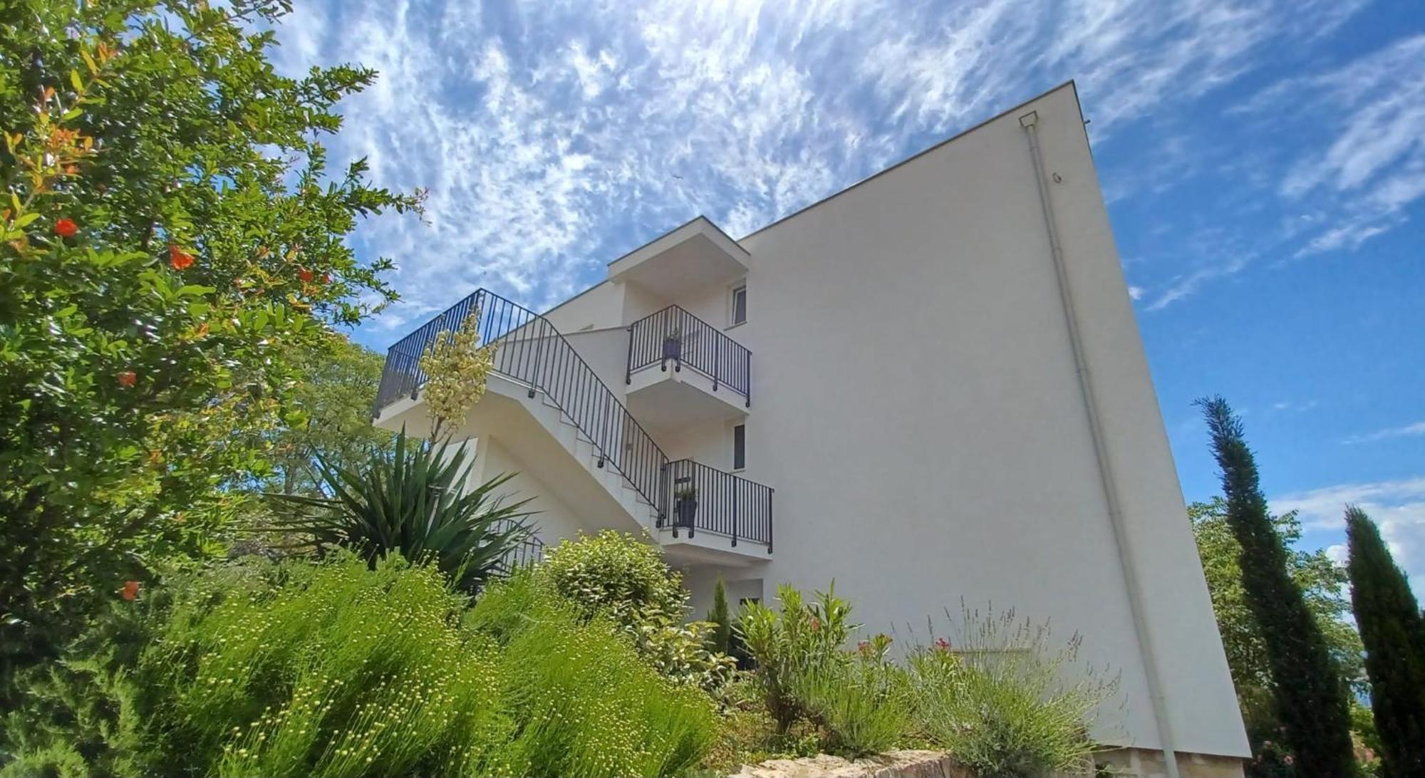 Apartments Daria Đảo Krk Ngoại thất bức ảnh