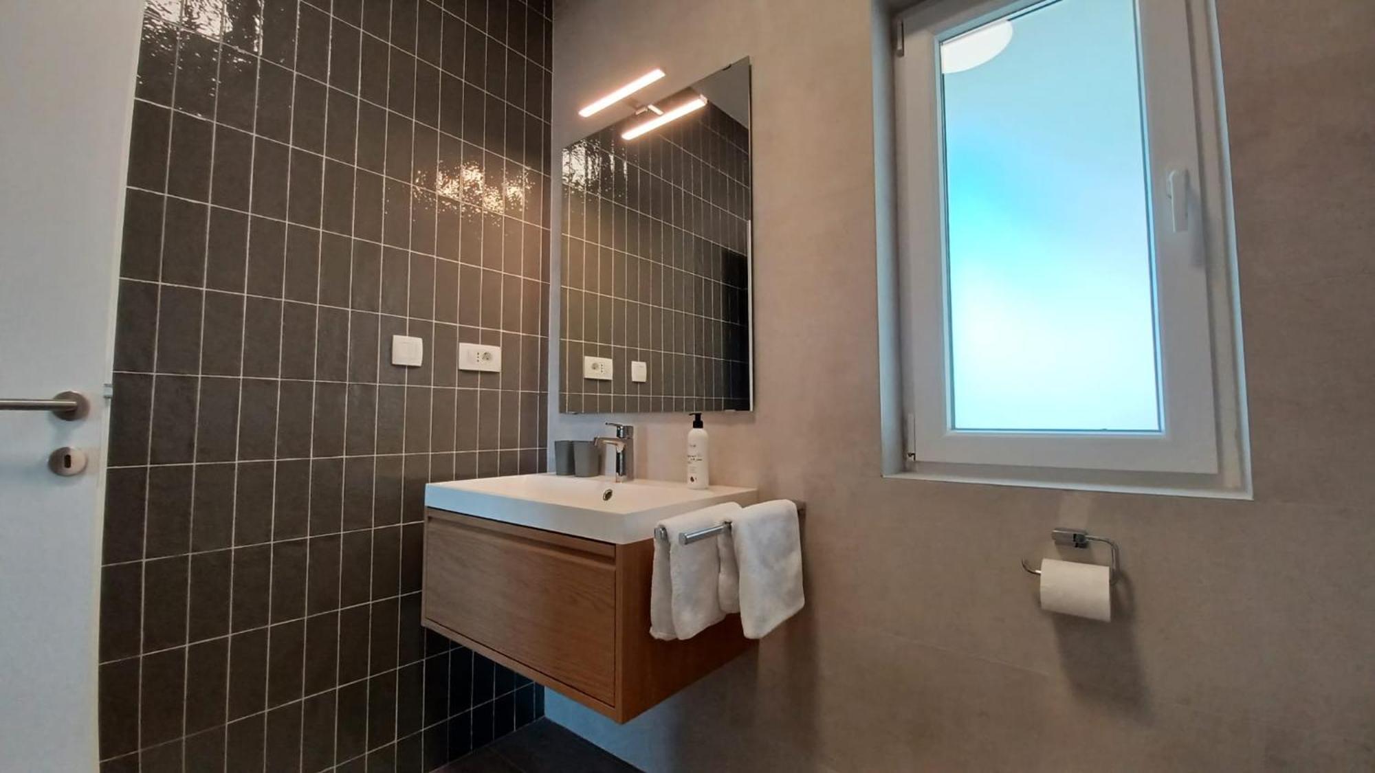 Apartments Daria Đảo Krk Ngoại thất bức ảnh